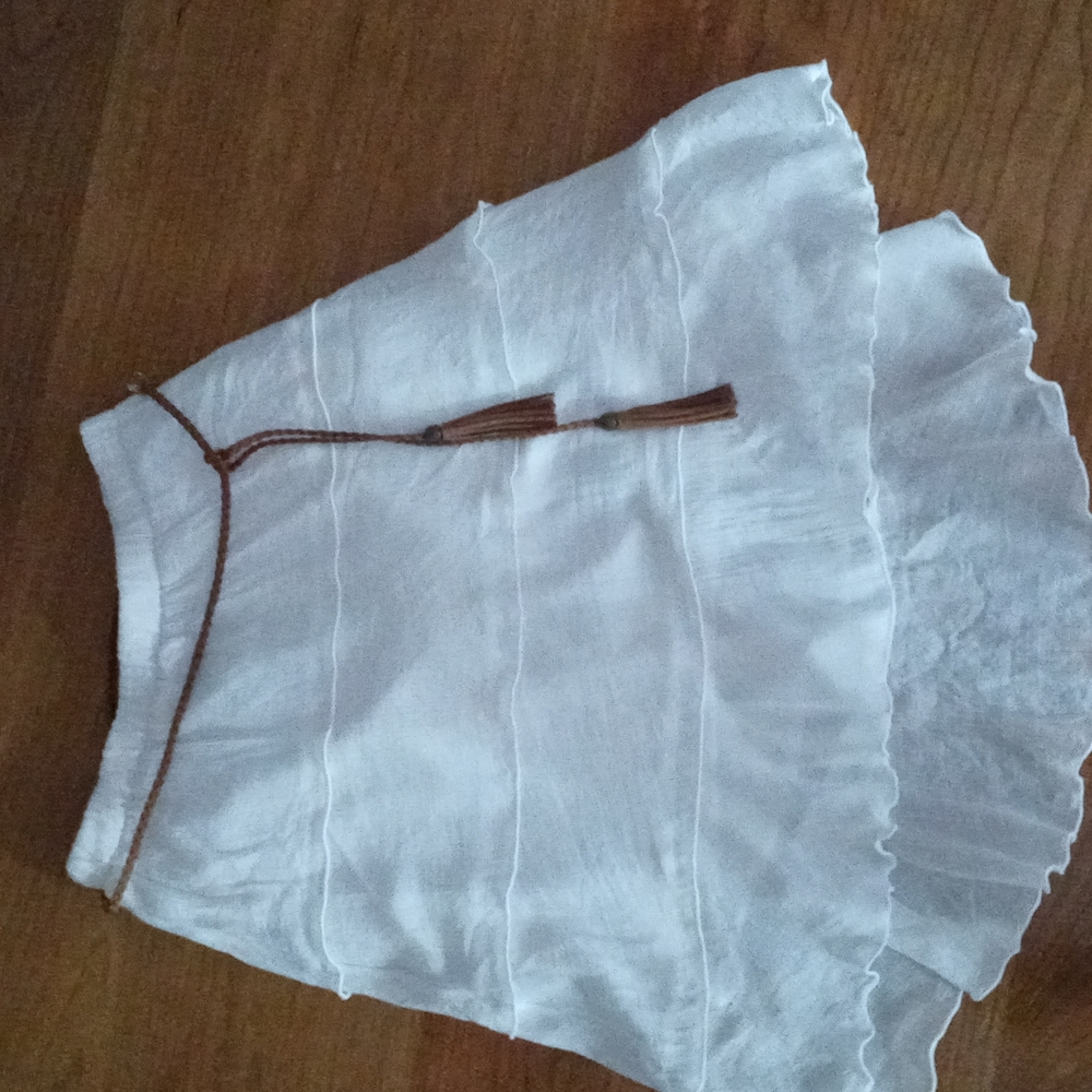 Skirt, white layers with braided leather belt. Size Small